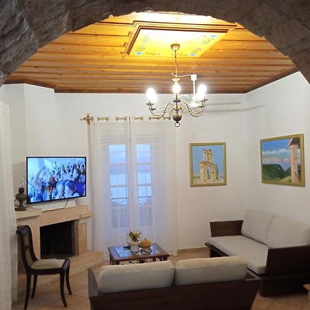 Traditional Stone Villa Olympia Viggla Exterior photo