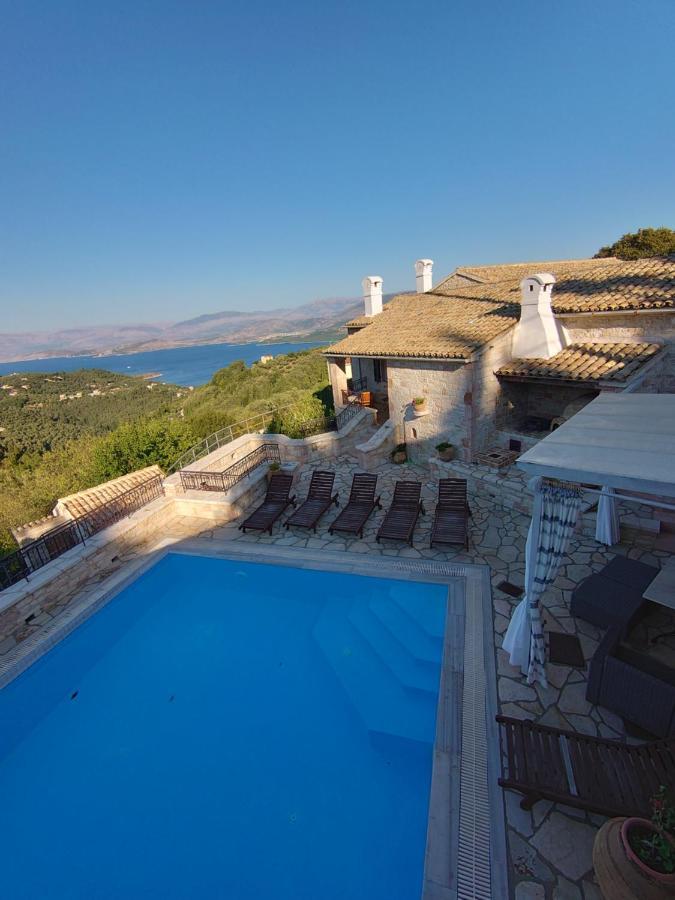 Traditional Stone Villa Olympia Viggla Exterior photo