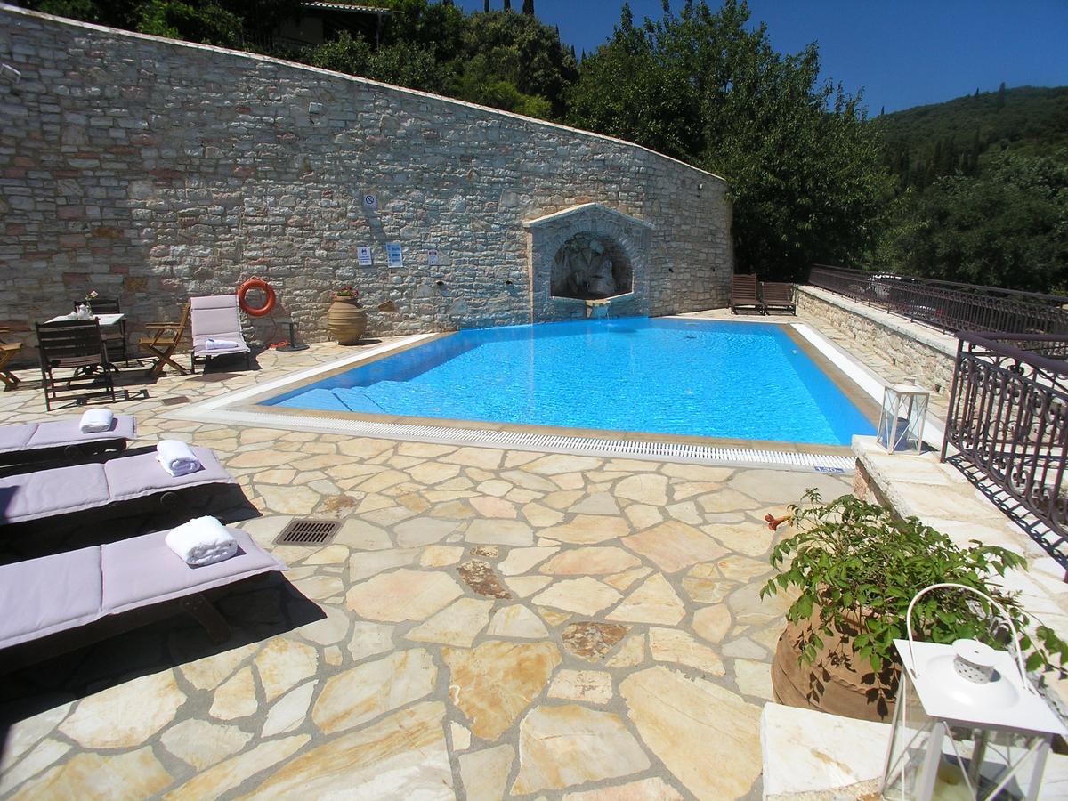 Traditional Stone Villa Olympia Viggla Exterior photo