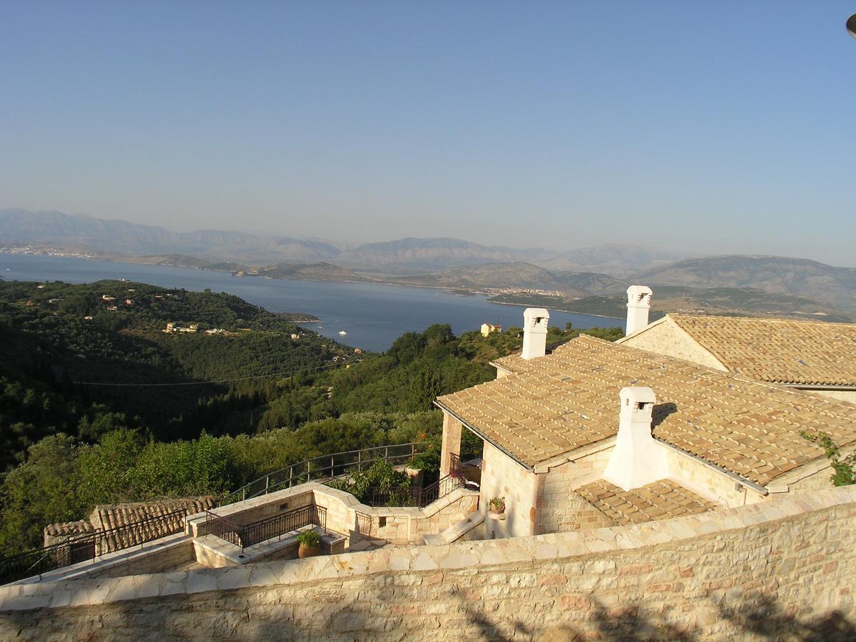 Traditional Stone Villa Olympia Viggla Exterior photo