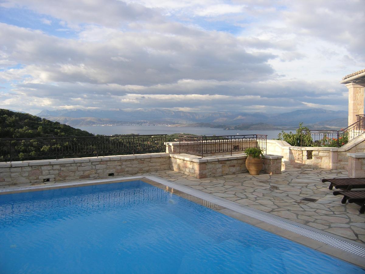 Traditional Stone Villa Olympia Viggla Exterior photo
